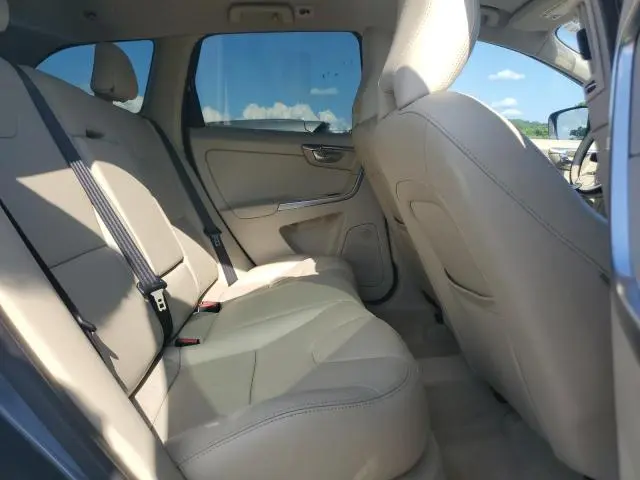 2016 VOLVO XC60 T5 PREMIER  