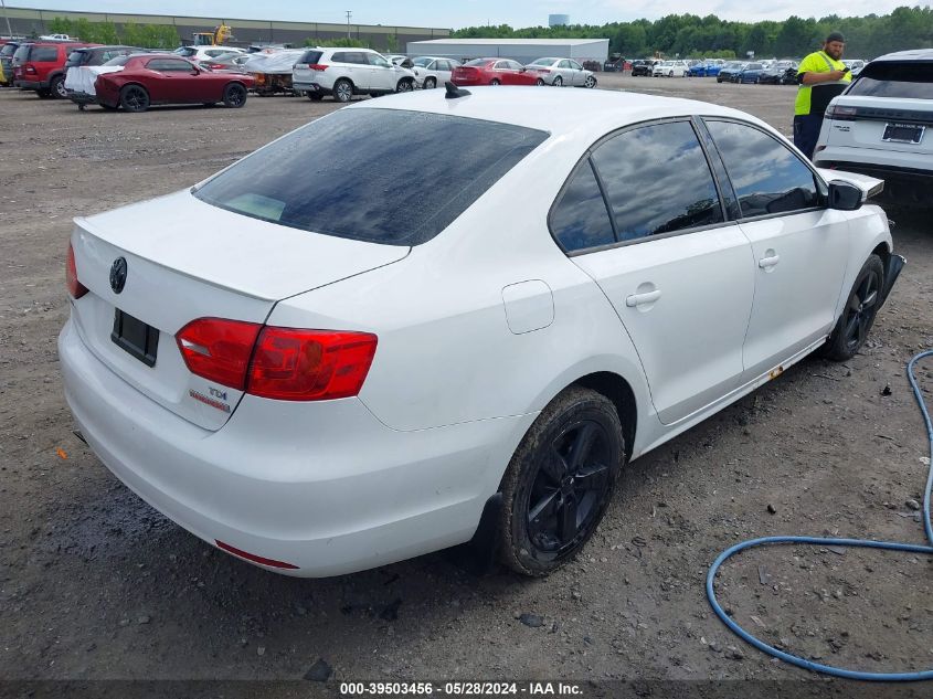 2011 VOLKSWAGEN JETTA 2.0L TDI