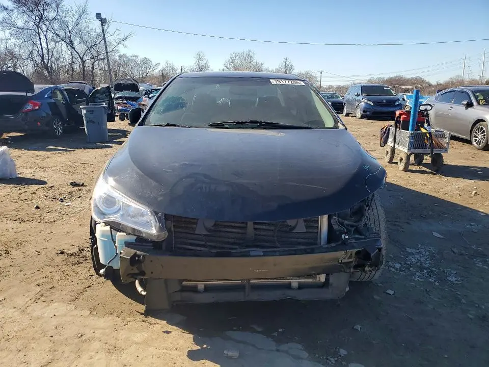 2017 TOYOTA CAMRY SE  
