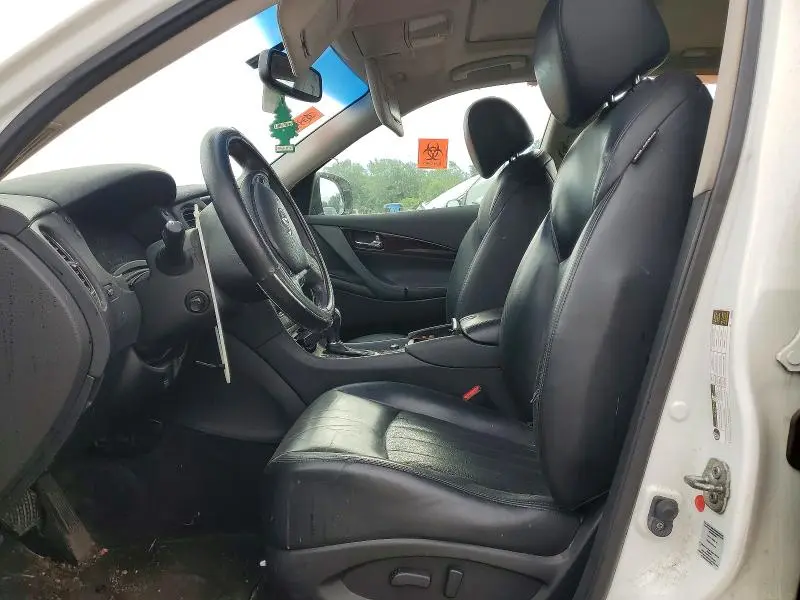 2017 INFINITI QX50 BASE  