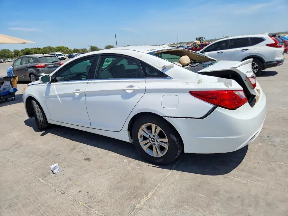 2013 HYUNDAI SONATA GLS  