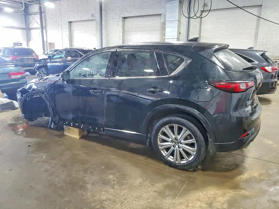 2023 MAZDA CX-5 SIGNATURE  