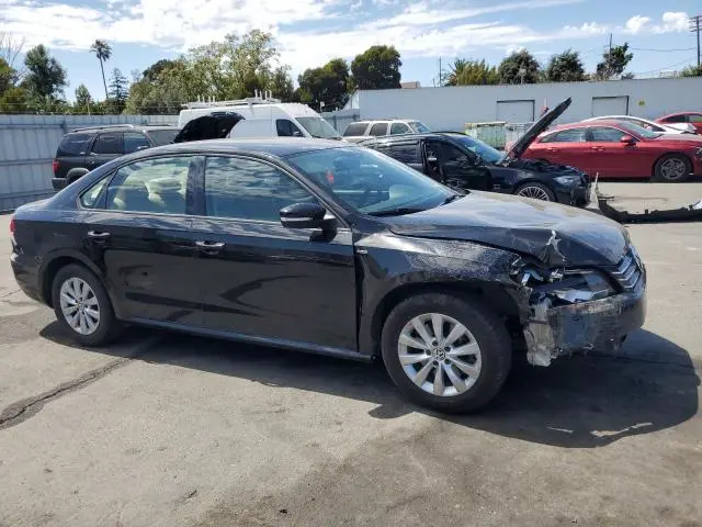 2015 VOLKSWAGEN PASSAT S  