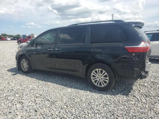 2015 TOYOTA SIENNA XLE  
