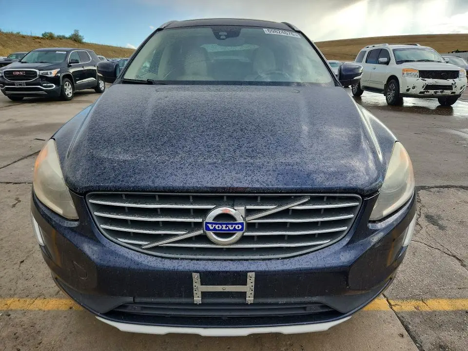 2016 VOLVO XC60 T6 PREMIER  