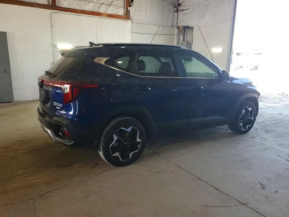 2025 KIA SELTOS EX  