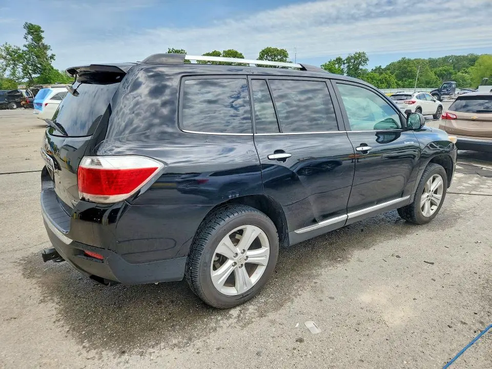 2011 TOYOTA HIGHLANDER LIMITED  