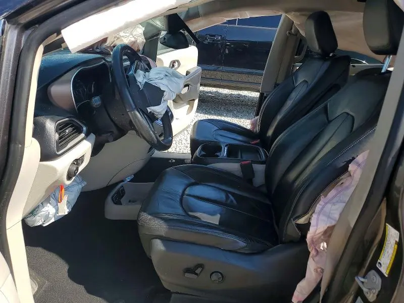 2017 CHRYSLER PACIFICA TOURING L  