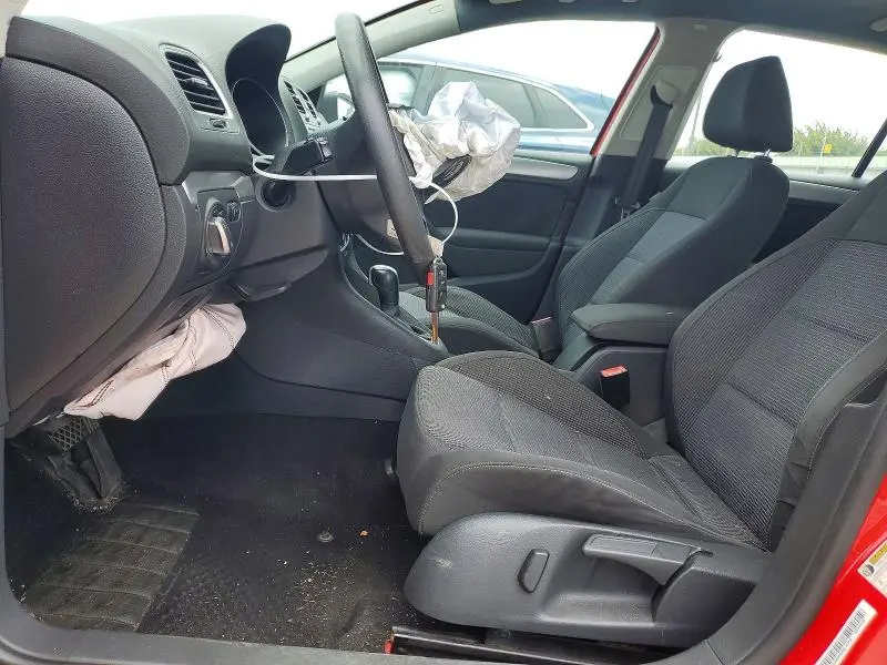 2013 VOLKSWAGEN GOLF   
