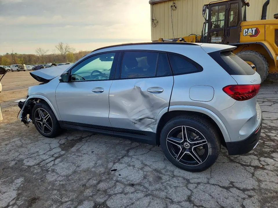 2024 MERCEDES-BENZ GLA 250 4MATIC  