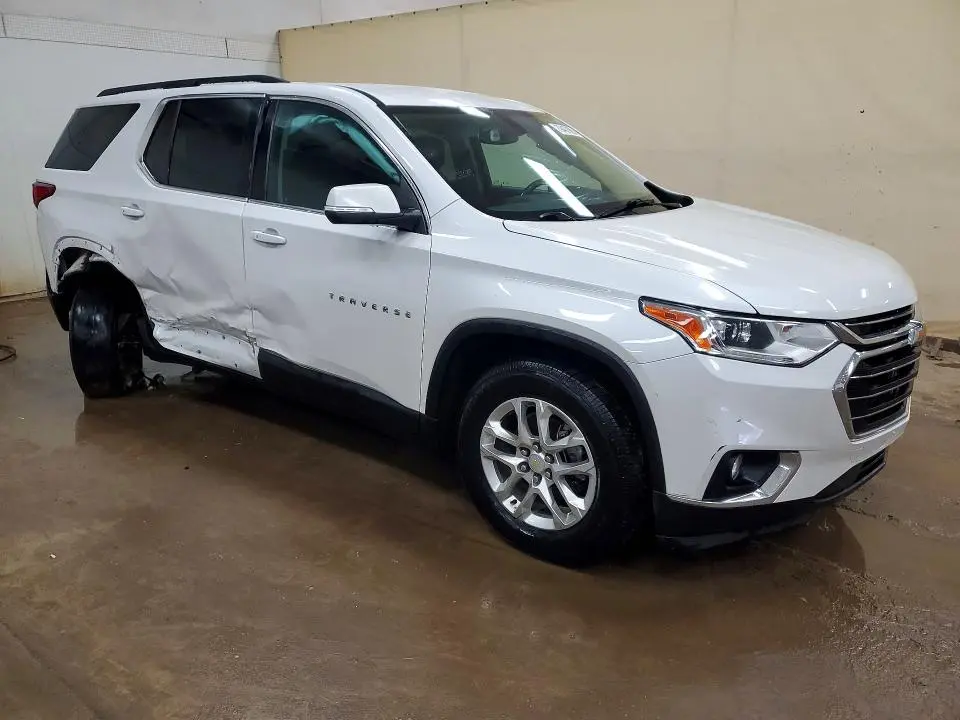 2021 CHEVROLET TRAVERSE LT  