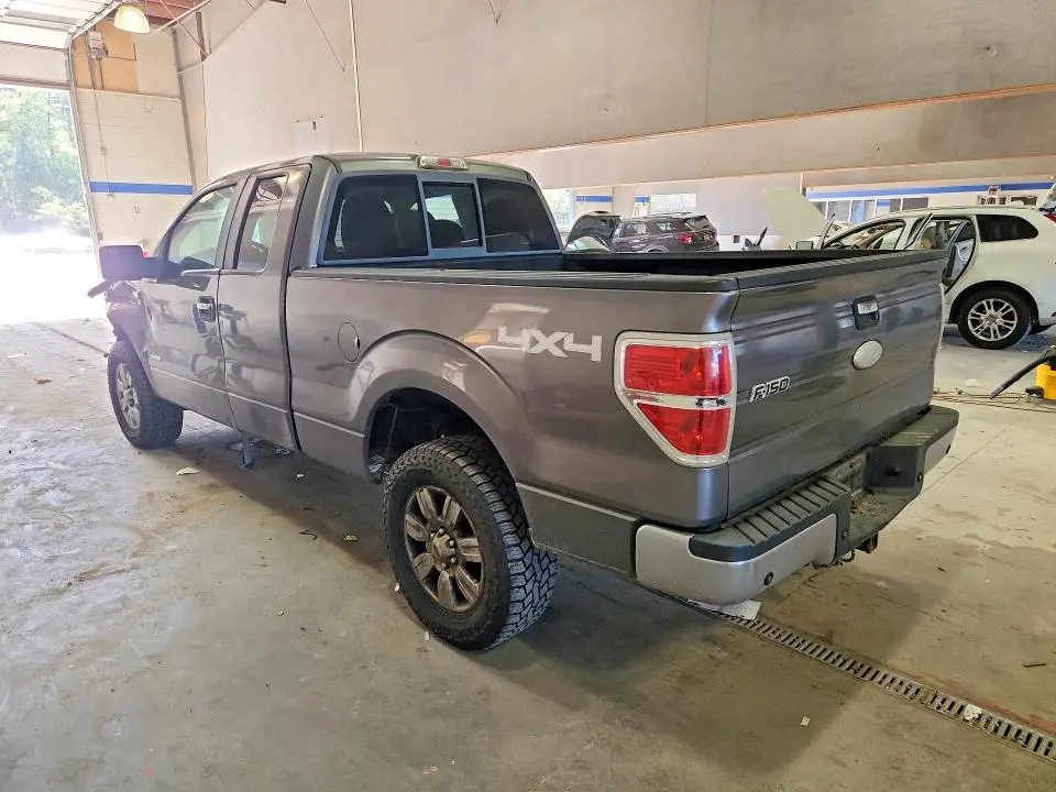 2011 FORD F150 SUPER CAB  
