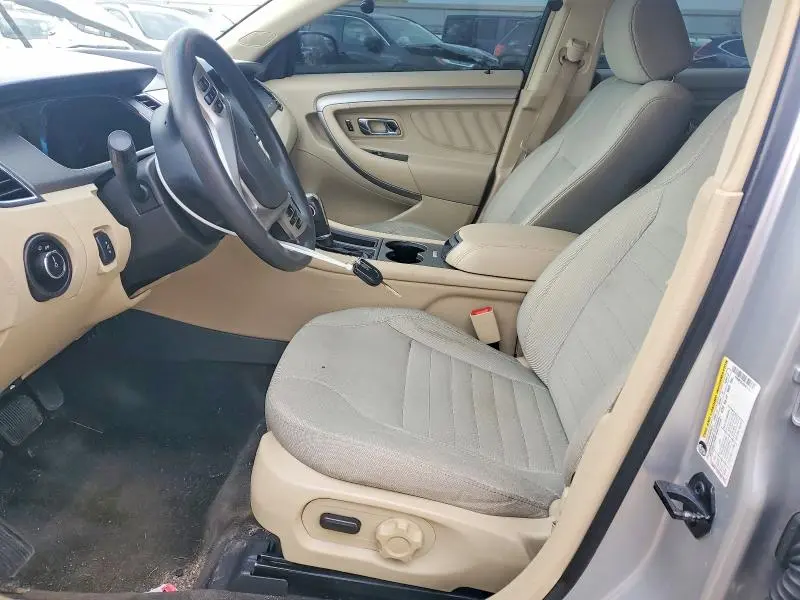 2018 FORD TAURUS SE  
