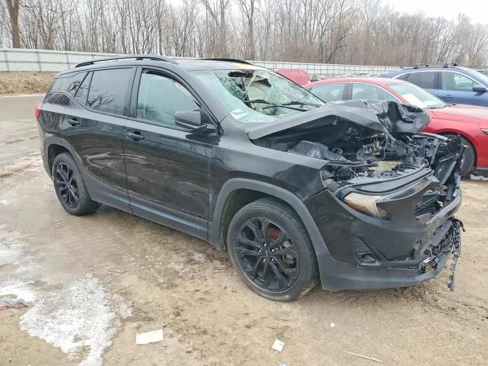 2019 GMC TERRAIN SLT  