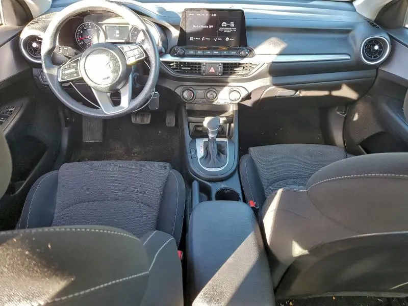 2024 KIA FORTE   