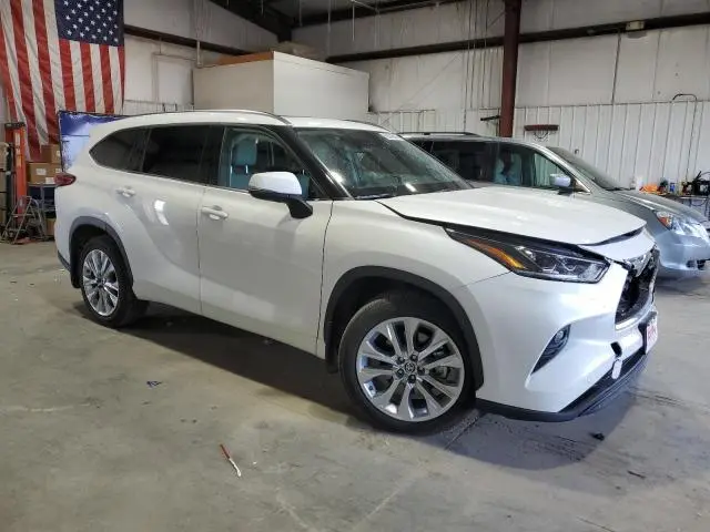 2020 TOYOTA HIGHLANDER LIMITED  