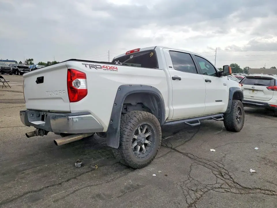 2014 TOYOTA TUNDRA CREWMAX SR5  