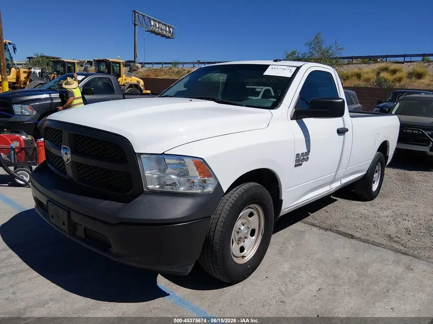 2020 RAM 1500 CLASSIC TRADESMAN  4X2 8' BOX