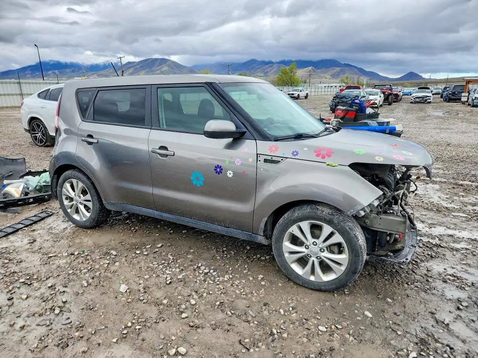 2015 KIA SOUL +  