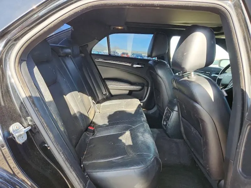 2011 CHRYSLER 300C   