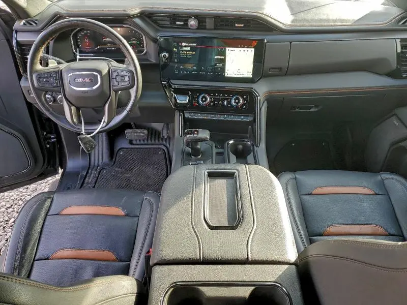 2022 GMC SIERRA K1500 AT4  