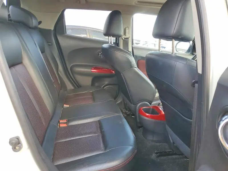 2011 NISSAN JUKE S  