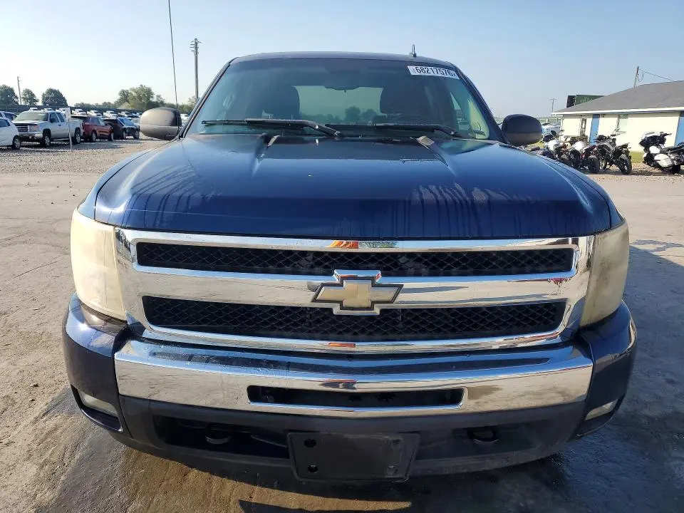 2011 CHEVROLET SILVERADO K1500 LT  
