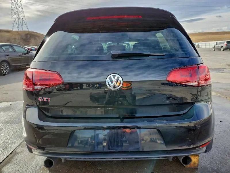 2017 VOLKSWAGEN GTI S/SE  
