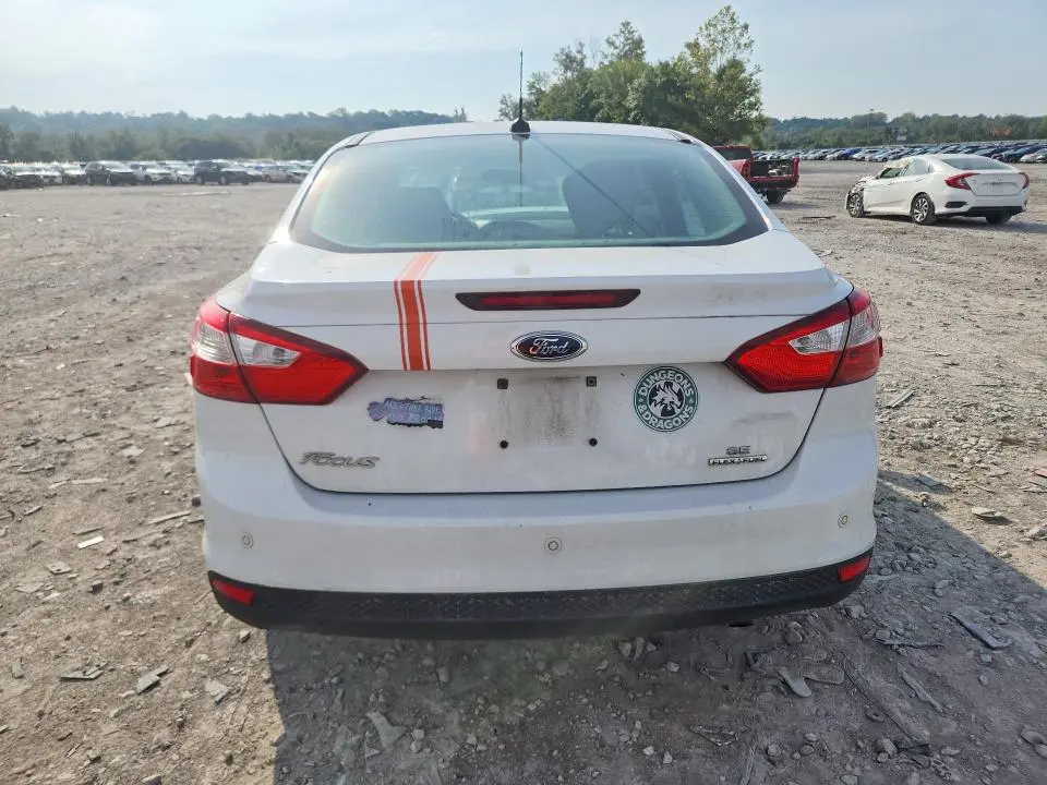 2013 FORD FOCUS SE  