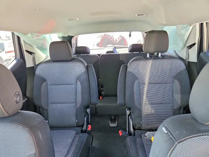 2019 CHEVROLET TRAVERSE LT  