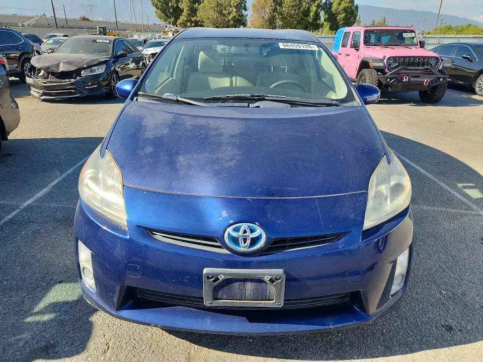 2011 TOYOTA PRIUS TWO  