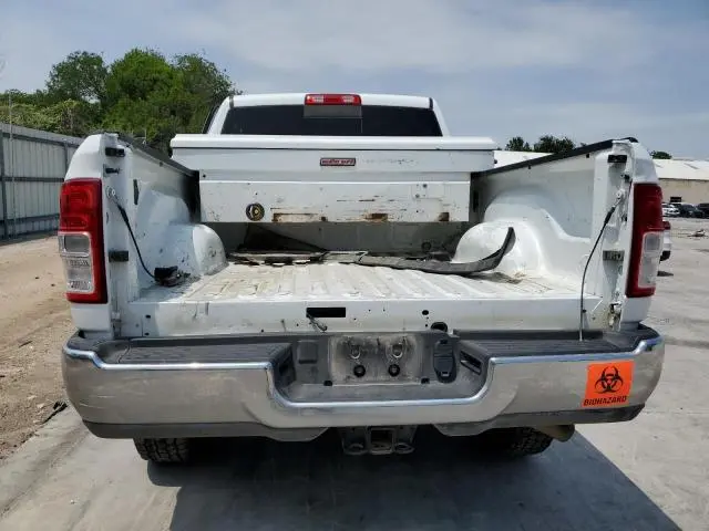 2022 RAM 2500 TRADESMAN  