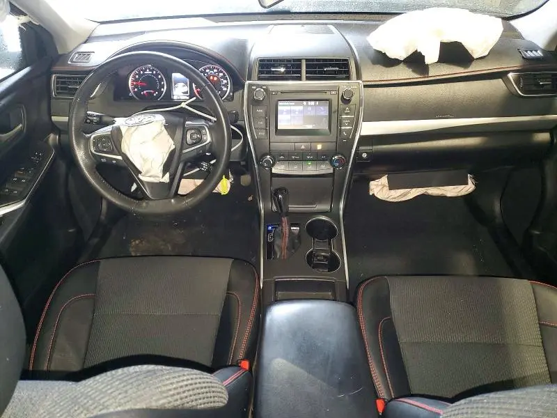 2017 TOYOTA CAMRY SE  