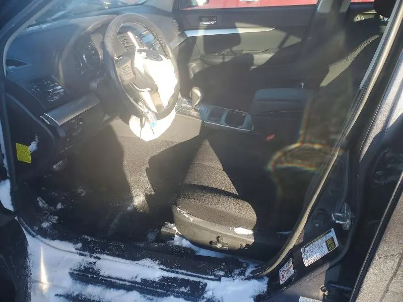 2011 SUBARU LEGACY 2.5I PREMIUM  