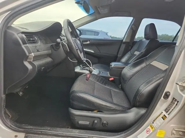 2014 TOYOTA CAMRY SE  