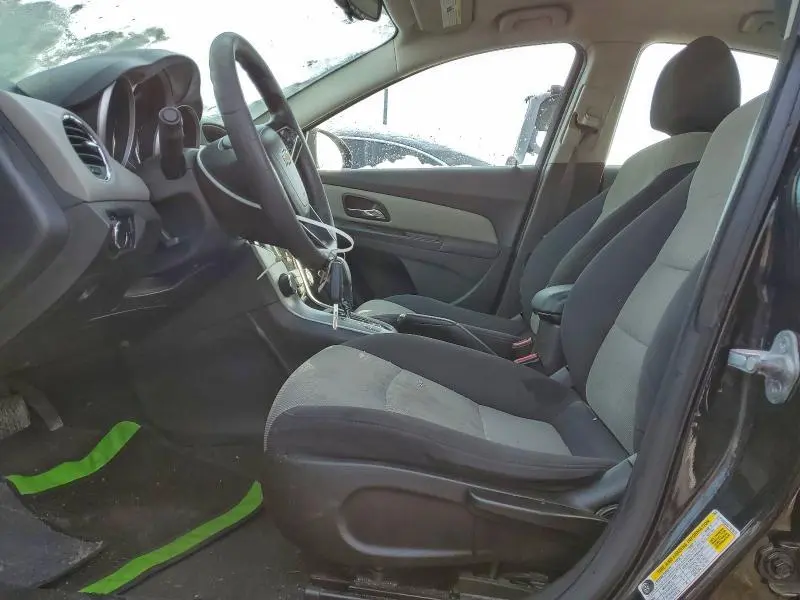 2013 CHEVROLET CRUZE LS  