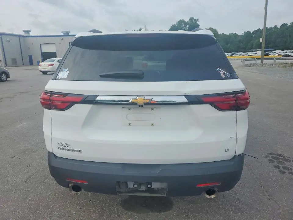 2023 CHEVROLET TRAVERSE LT  