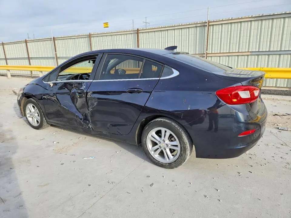 2016 CHEVROLET CRUZE LT  