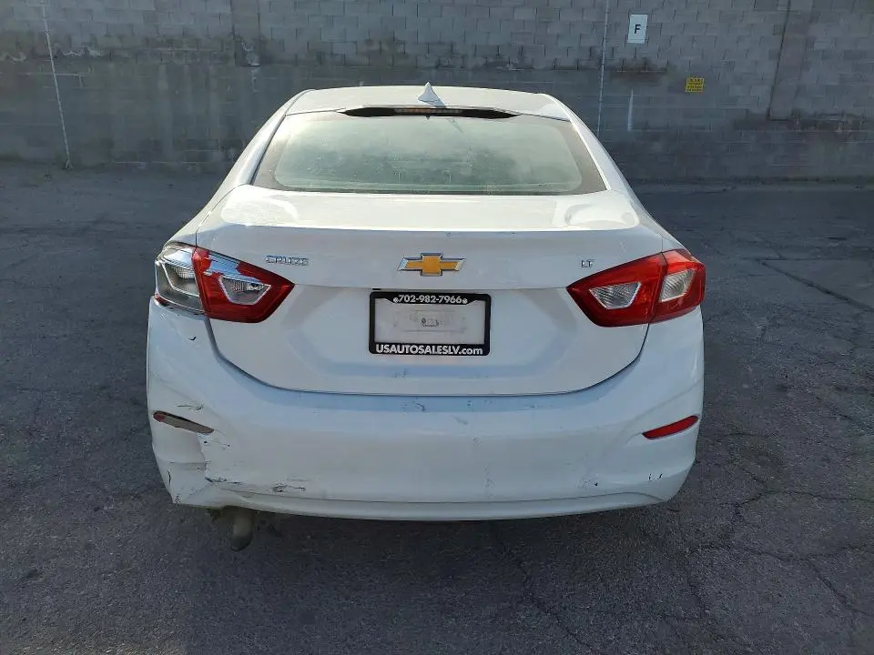 2017 CHEVROLET CRUZE LT  