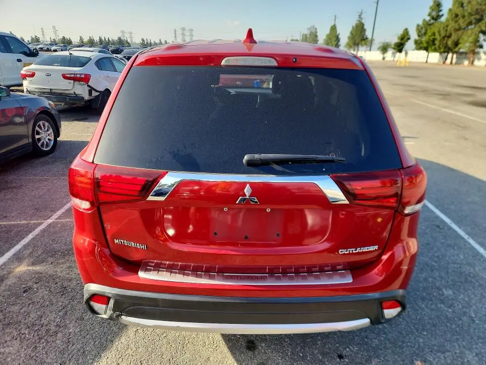 2017 MITSUBISHI OUTLANDER ES  