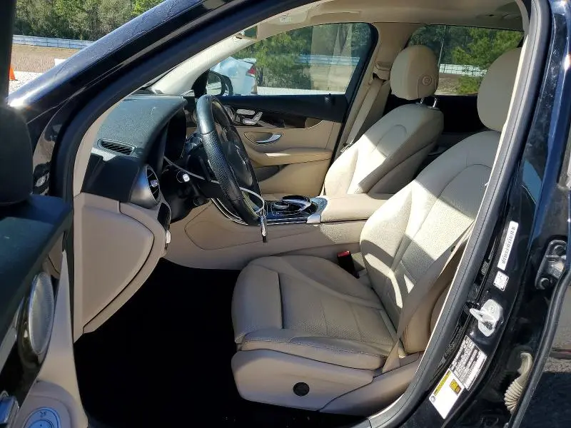 2016 MERCEDES-BENZ GLC 300  