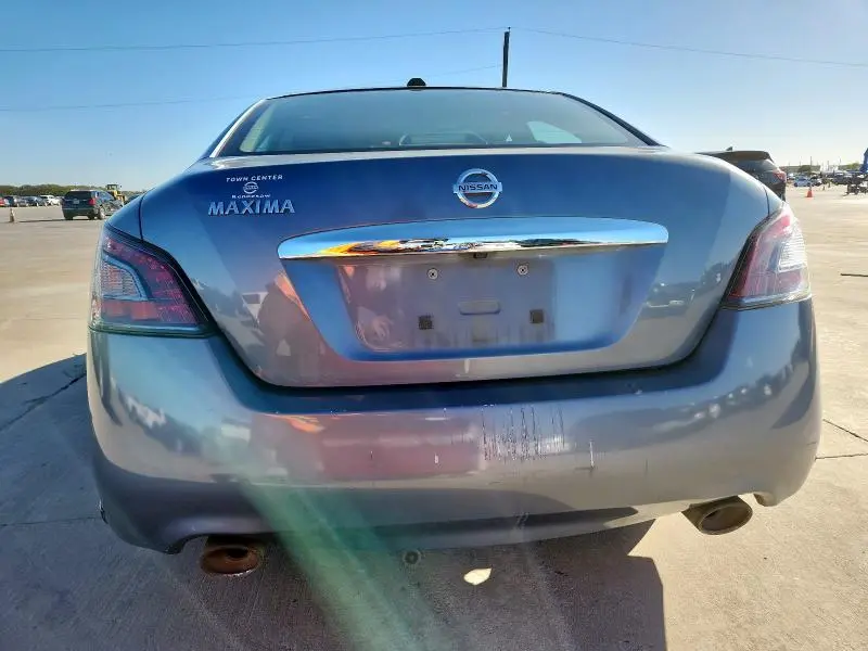 2012 NISSAN MAXIMA S  