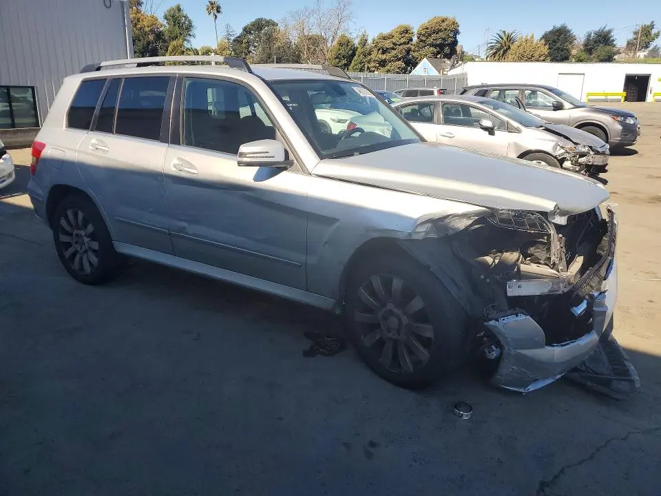 2011 MERCEDES-BENZ GLK   
