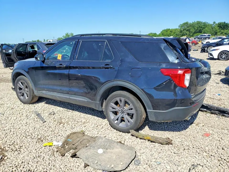 2022 FORD EXPLORER XLT  