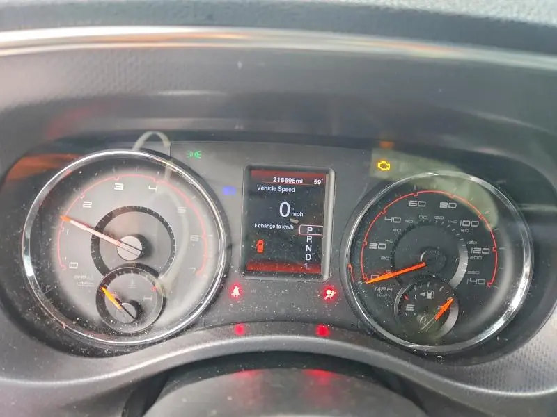 2012 DODGE CHARGER SE  