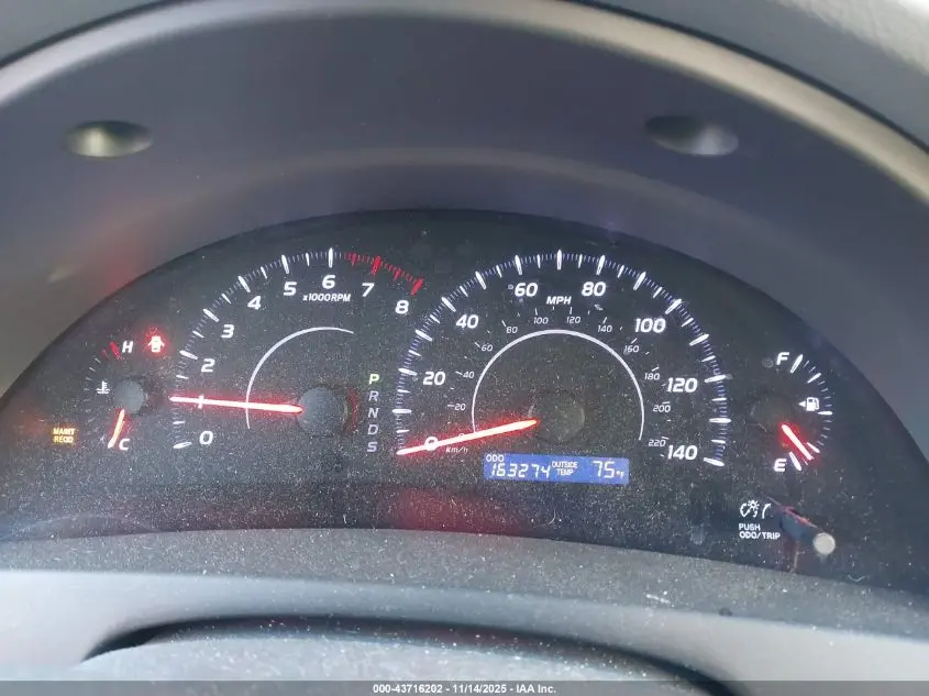 2011 TOYOTA CAMRY LE