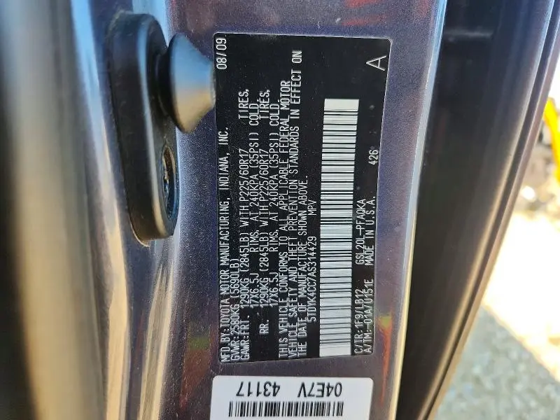 2010 TOYOTA SIENNA XLE  