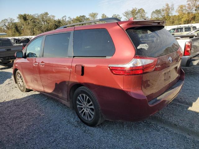 2018 TOYOTA SIENNA XLE