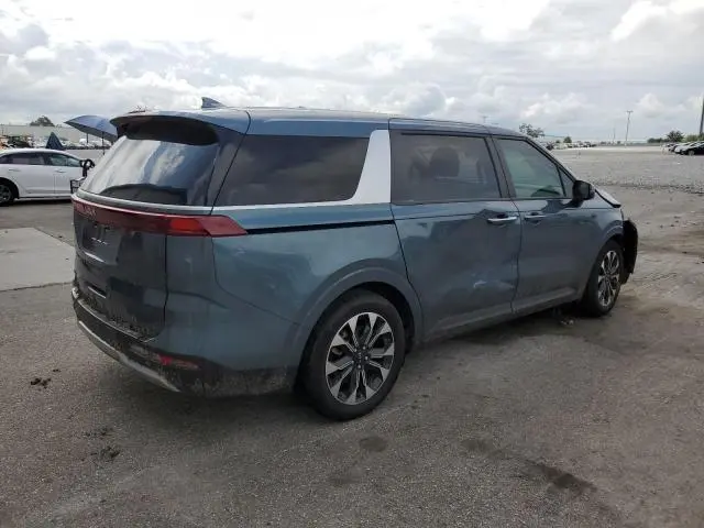 2024 KIA CARNIVAL EX  