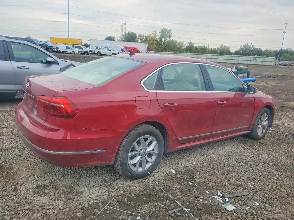2017 VOLKSWAGEN PASSAT S  
